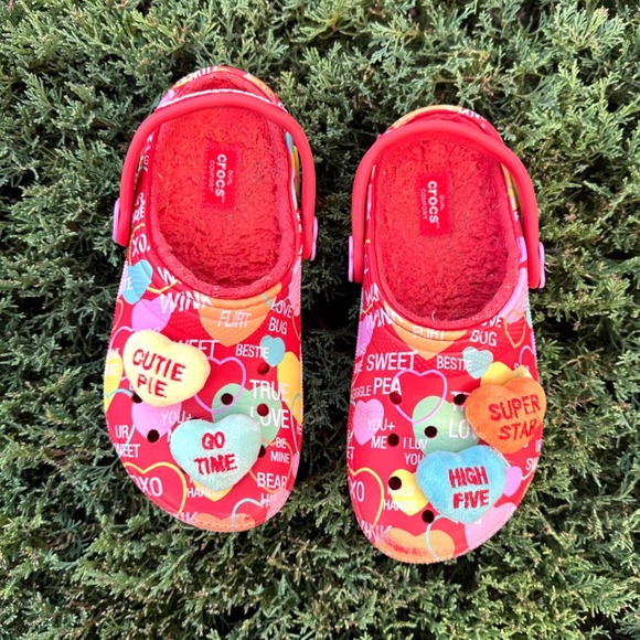 Crocs x Sweethearts Classic Lined Elevated‎ Clogs Little Kids Size J2 - Picture 4 of 12
